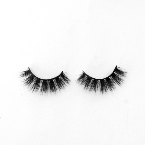 PETTY-Siberian 3D Mink Lashes + lash brush - Picture 4 of 5